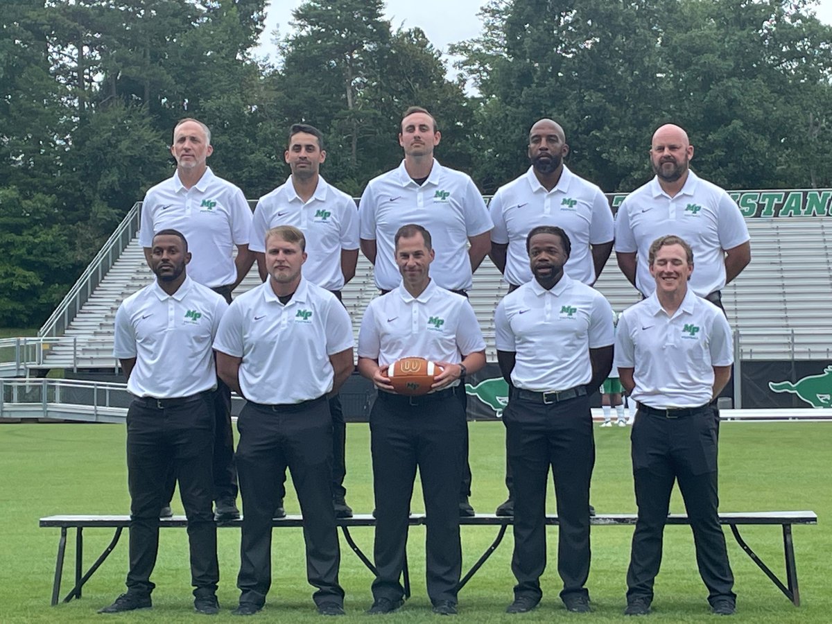 2022 <a href="/myersparkfball/">Myers Park Football</a> Varsity Football TEAM! Excited about this group!!
#COMPETE 
@mustangrecruits <a href="/MyersParkHS/">Myers Park High</a> 
<a href="/CMSAthletic1/">CMS ATHLETICS</a> <a href="/charlottepreps/">Observer Preps</a>