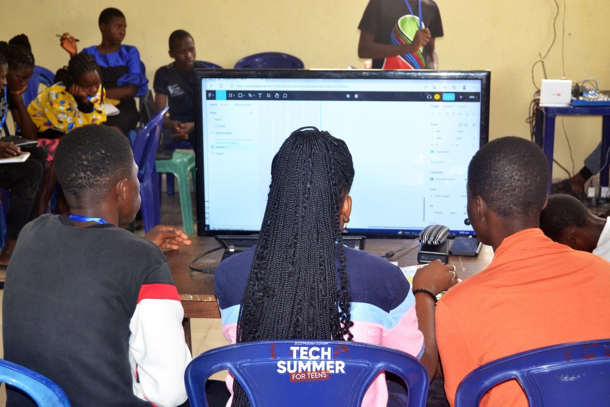 badoorichy's tweet photo. Day 7!
In preparation for the presentation on Friday 19th, August which is the last day of the Bootcamp, We have grouped the teenagers into ten groups.
#TGDI #uxdesign #Developers #FrontEndDevelopment #techsummerforteens https://t.co/qgyCidIBrx