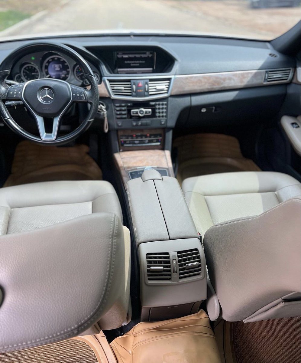 Automall_ng's tweet photo. Foreign used Mercedes Benz E350
2013 model 
Original duty 
Price:7.5m
Location: Abuja 
#ASUUwhy #fuellol #Batified #Kano 
@KawuGarba @nurasabitu @KadunaCars @__yellows @meenatouu @__Ummieey https://t.co/XGQ4nWc7AF