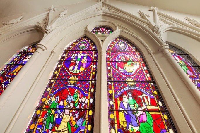 Coming soon to the market for sale is this duplex 2 bedroom apartment within a stunning #churchconversion in Bethnal Green.

Contact us to register your interest prior to launch.

#conversion #penthouse #duplex #luxuaryhomes #propertysearch #offmarket #eastend #bethnalgreen