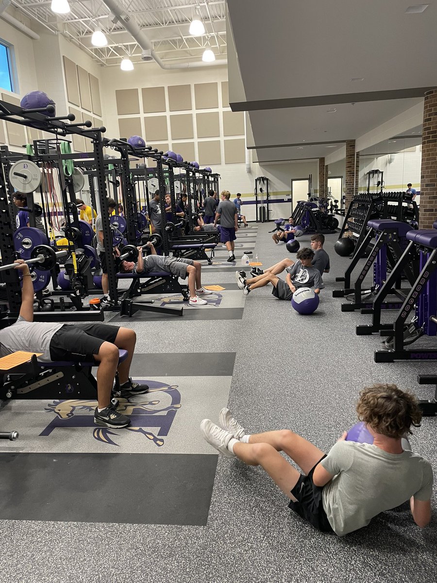 JTompkins36's tweet photo. Guys got after it this morning! Great 1st workout. Expectations are high and we will climb! Get ready and take care of the small things. Color test are coming soon, what color will you wear? How hard did you work this summer? @Denton_Baseball #HFST #BFS #numbersdontlie https://t.co/RzT2ocIjKj