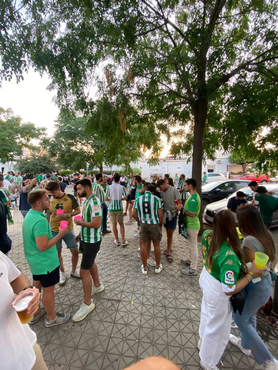 BeGreentleman's tweet photo. Ooooootra vez!
Jornada 1 Betis-Elche
#BeGreentleman https://t.co/C5v8fDvGdQ