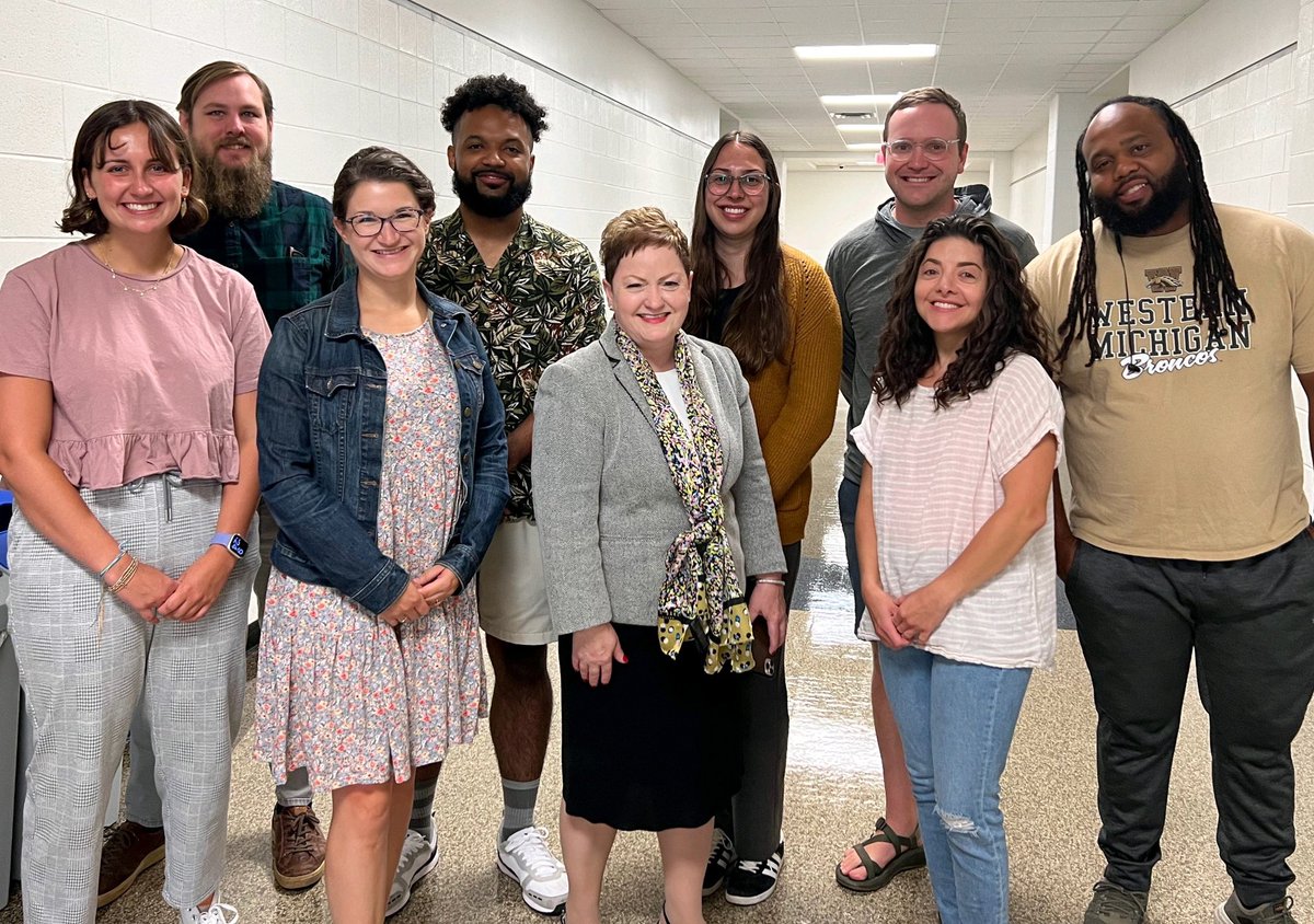 LPSSuperSwift's tweet photo. Such an exciting time as we welcome new @A2schools staff today !! Among the larger incoming team, kudos to these  six AAPS alumna, returning to make a positive difference in their home #AnnArbor community SO Awesome !! #EveryChildEveryDay 
👏👏😊👏👏 https://t.co/6xsbeKi6ba