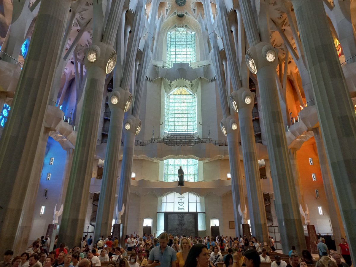 "L'originalità consiste nel tornare alle origini" (Gaudí) #sagradafamilia #life #Barcelona #Barcellona #bnc #spain