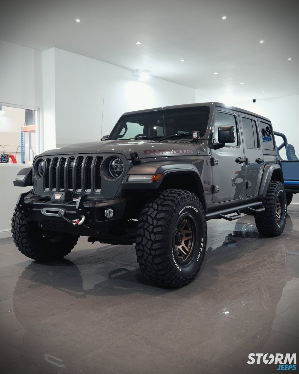 StormJeeps's tweet photo. Sting gray Rubicon looking awesome with bronze wheels.
#stingray #jeep #wrangler #stormjeeps #customwheels #madwhips #4wp #jeepuk https://t.co/r7AKoMKDHT