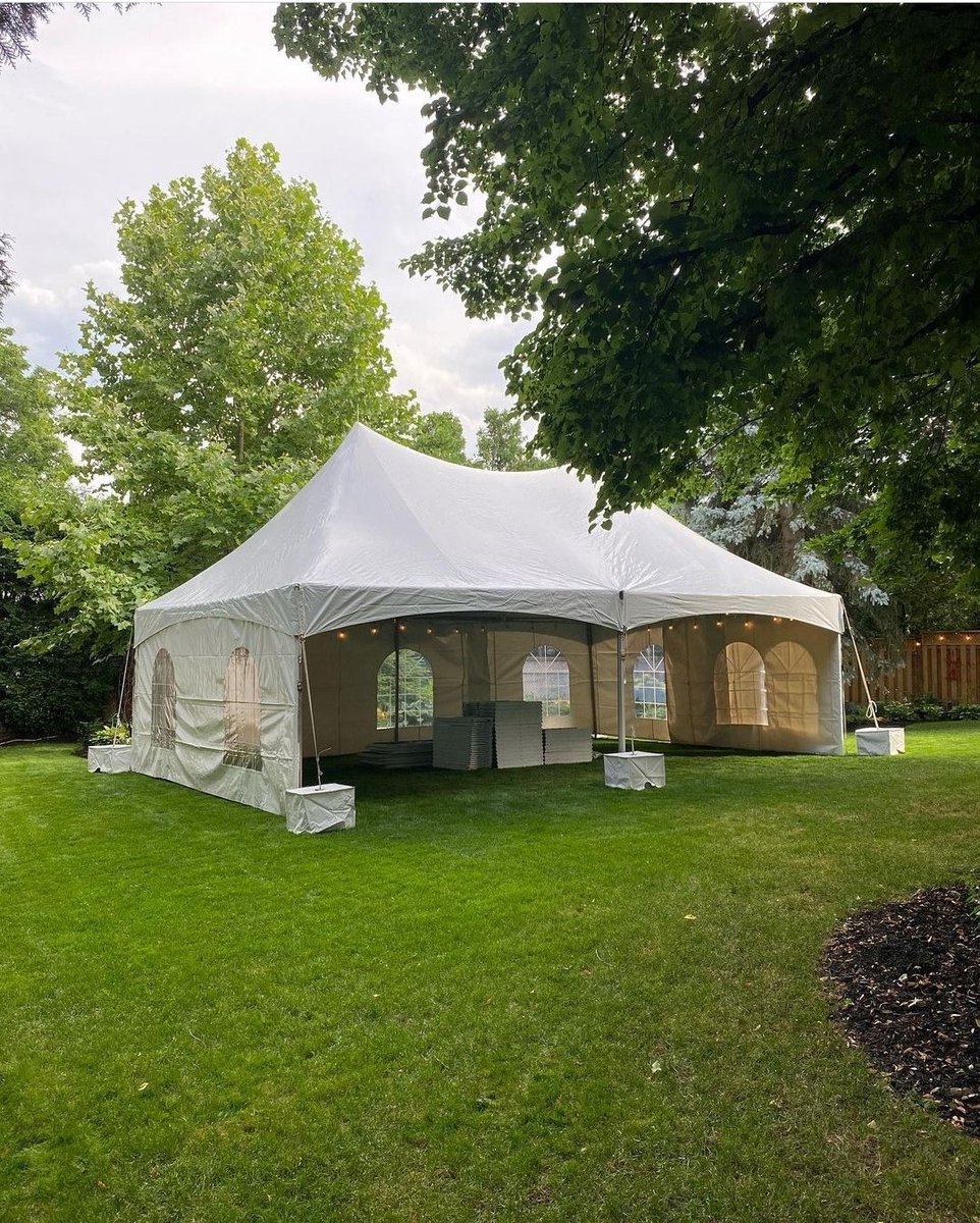 For the safest and most efficient tenting solutions, choose Block And Roll ®️ 

⛺️ @PatsPartyRental

#losbergerdeboer #losberger #tents #tentrentals #tentballasts #tentprofs #backyard #backyardwedding #backyardparty #backyardevents #nowaterbarrels