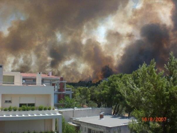 FireDataGuy's tweet photo. Today marks 15 years to the day of the fire in #Athens that prompted me to sign up to my local volunteer team @oeddgr, the rest is history. https://t.co/9rVJozIeDO