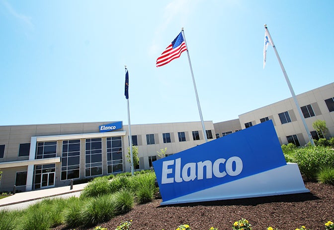 esgnewsalerts's tweet photo. .@Elanco appoints Ben Kruse to Global Head of ESG & Sustainability and releases 2021 ESG Report - ESG News
@JeffSimmons2050 #elanco #esgreporting #esgreport #sustainability #animals #health #purpose #impact #leadership #esgleaders #esgnews #esg
https://t.co/wJwa84XLpg https://t.co/CiN34JnOFy