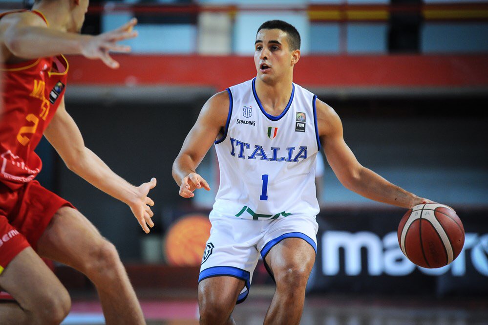 FrancescoVent9's tweet photo. Stefano Trucchetti⭐️🇮🇹
17 pts,7 reb,4 ast,6 stl
These are Stefano’s stats in W against 🇲🇪
Unusual rebounding ability for a 5’9” PM
Stole 3 ball’s in a row in the first quarter to help his team to get the first gap
Love his play making ability and his ball handling @NextGenHoops https://t.co/TcYCsjyL3j