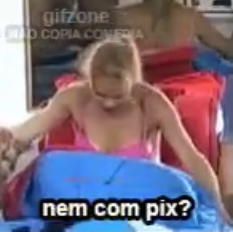 pjgim's tweet photo. @Anabia_lys passando mal que as maiores da coreia não conseguem lotar uma arena https://t.co/51zHrD5rZe