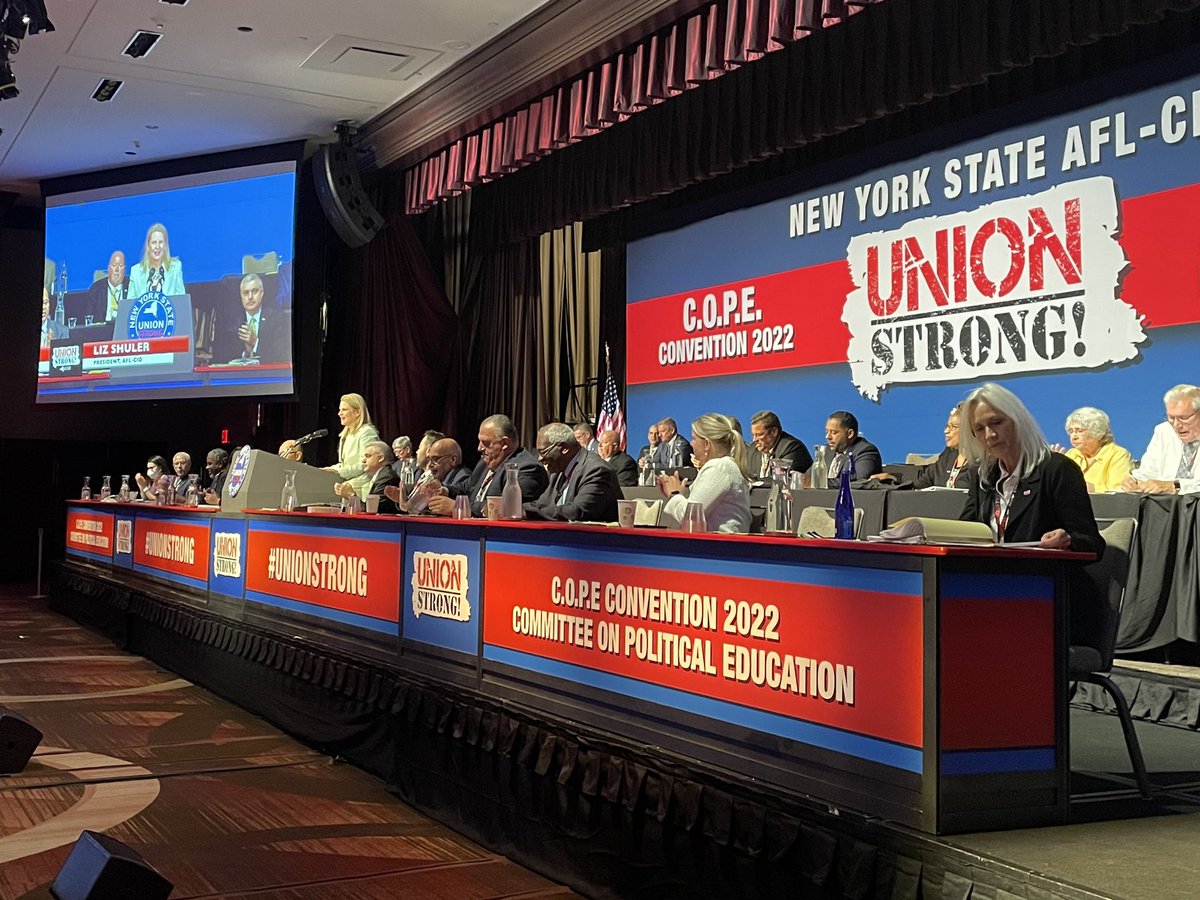 President <a href="/LizShuler/">Liz Shuler</a> in the house ✊ #UnionStrong #UnionStrongVoter