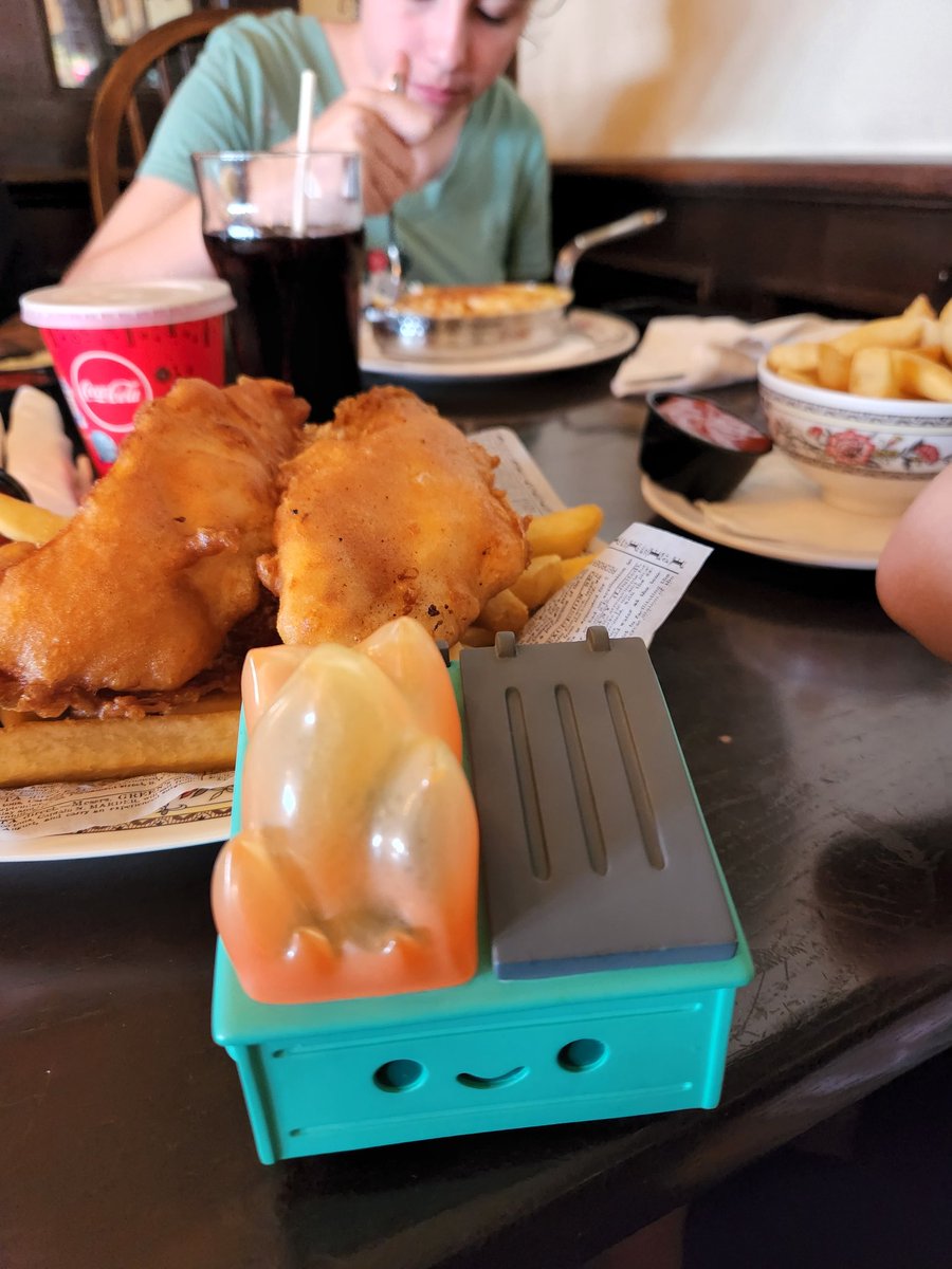 NerfherderSteve's tweet photo. Lunch at Rose & Crown!
#DumpyDoesDisney
@WaltDisneyWorld @100soft https://t.co/LQoNjV2jEL