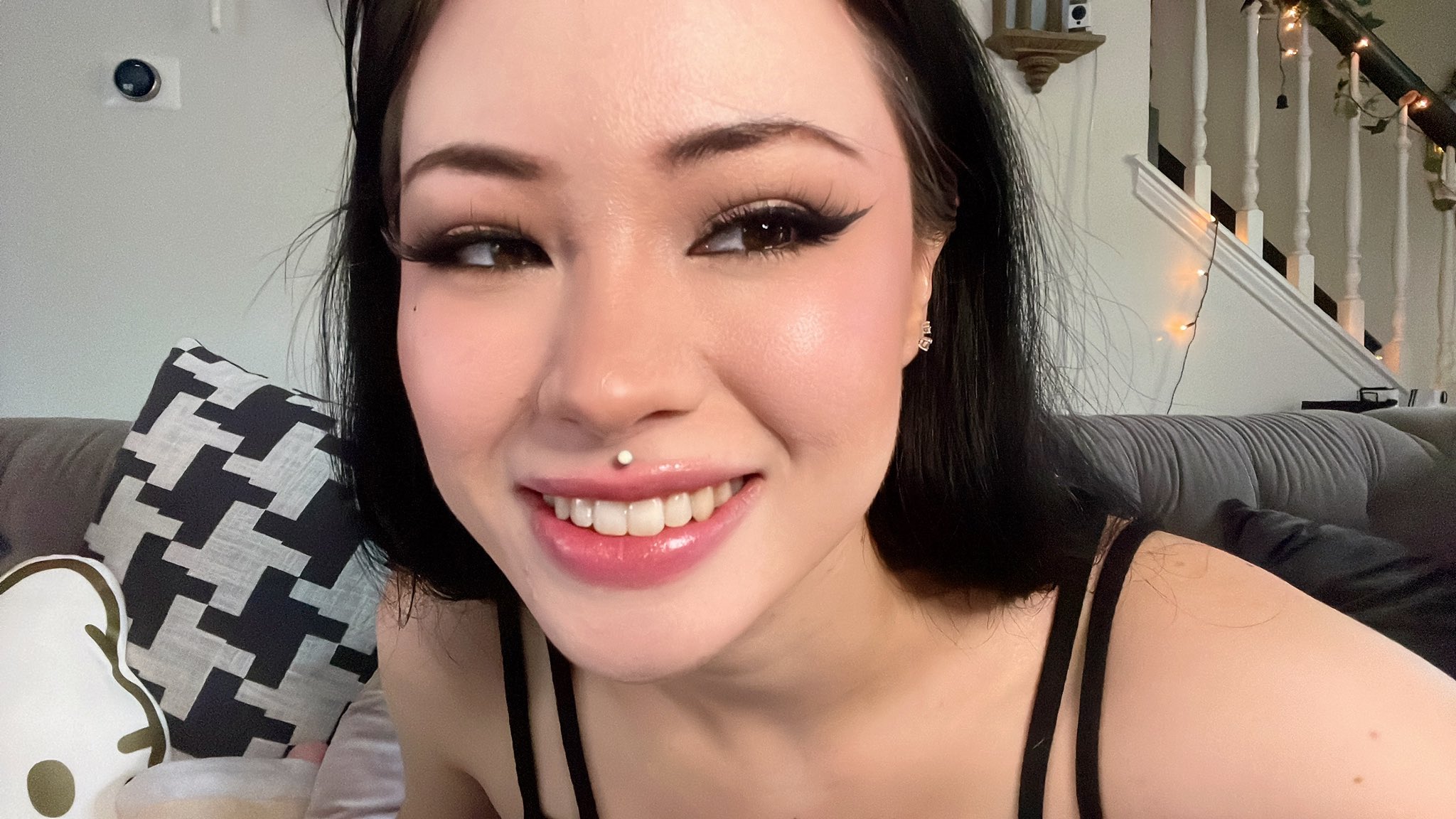 🌸 𝖕𝖗𝖎𝖓𝖈𝖊𝖘𝖘 𝖆𝖑𝖚𝖗𝖆🌸 on Twitter: "Hey u got any snax? https://t.co/U5zowzmirc" / Twitter