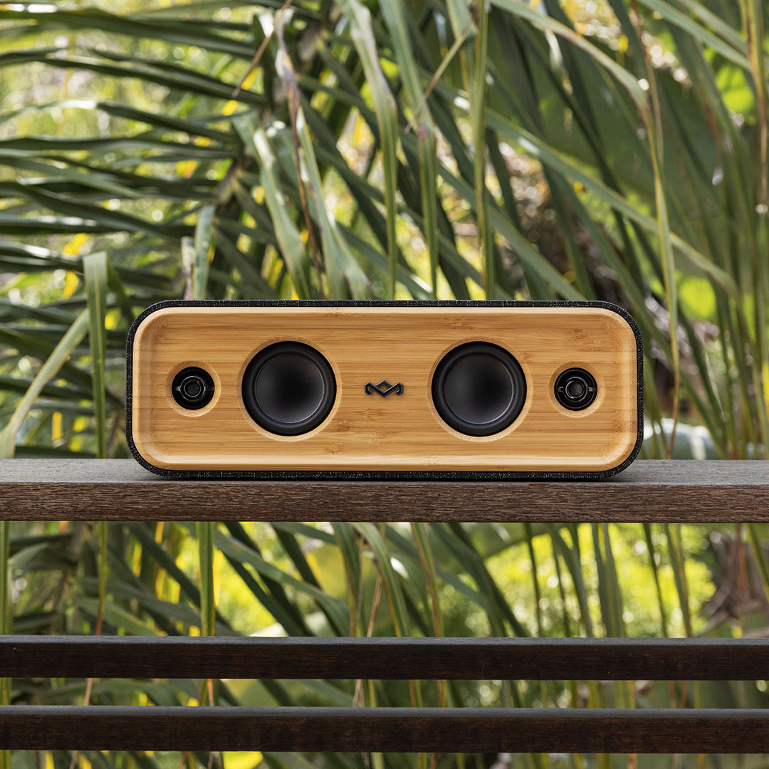 When nature speaks, we listen. 

Get Together 2 is consciously crafted with sustainable materials like natural bamboo, recyclable aluminium, our REWIND® fabric, and delivered in 100% plastic-free and recyclable paper packaging.