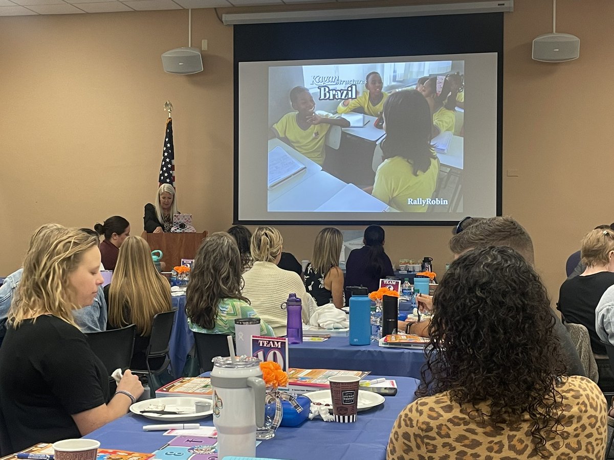 Val_Kilen112's tweet photo. Enjoying an incredible day of Kagan training and connecting with our 41 amazing new staff members &amp; exceptional Kagan presenter @PalacioDarla #112Leads #112Teachers https://t.co/WNGqBYqUuR