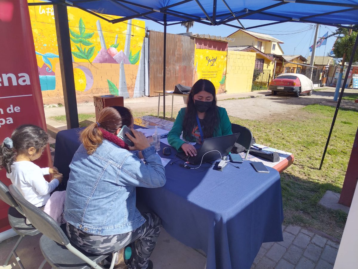 DPRCoquimbo's tweet photo. Desde un nuevo punto en #LaSerena vivimos nuestro primer #GobiernoEnTerreno de la semana.

Estuvimos en Walter Vudlar, entre Manuel Rojas y Humberto Valenzuela.

Agradecemos a los vecinos y vecinas por la recepción 😉 https://t.co/la7NjqAlXz