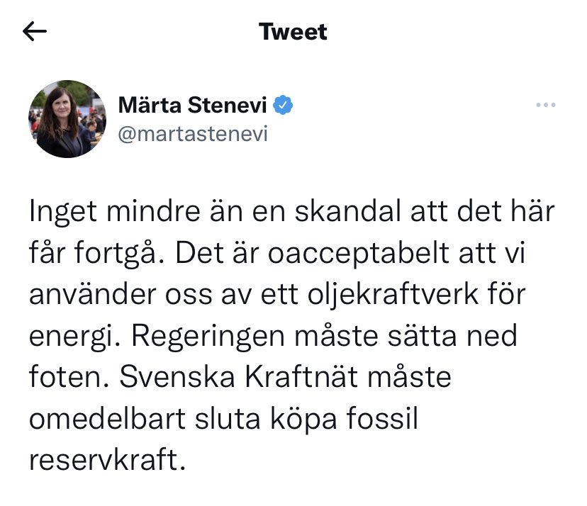 CarlOskar's tweet photo. Verkar som att någon har rivit ur en sida ur Stenevis underlag. Nämligen den där det står att vi använde Karlshamnsverket mer under 2021 än under de 10 föregående åren tillsammans och att detta beror på de kärnkraftsnedläggningar som hennes parti har tvingat fram. https://t.co/mA56IFkmcq