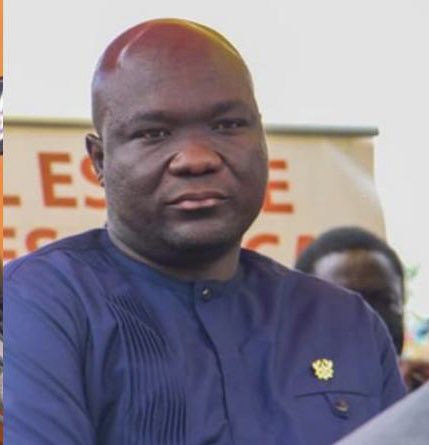 StatsGH's tweet photo. Meet the manager of Valco Trust Fund. 

He paid photographers some GHS190,000 for photoshoot. The Special Prosecutor is investigating him. https://t.co/T3CmnHZxhF