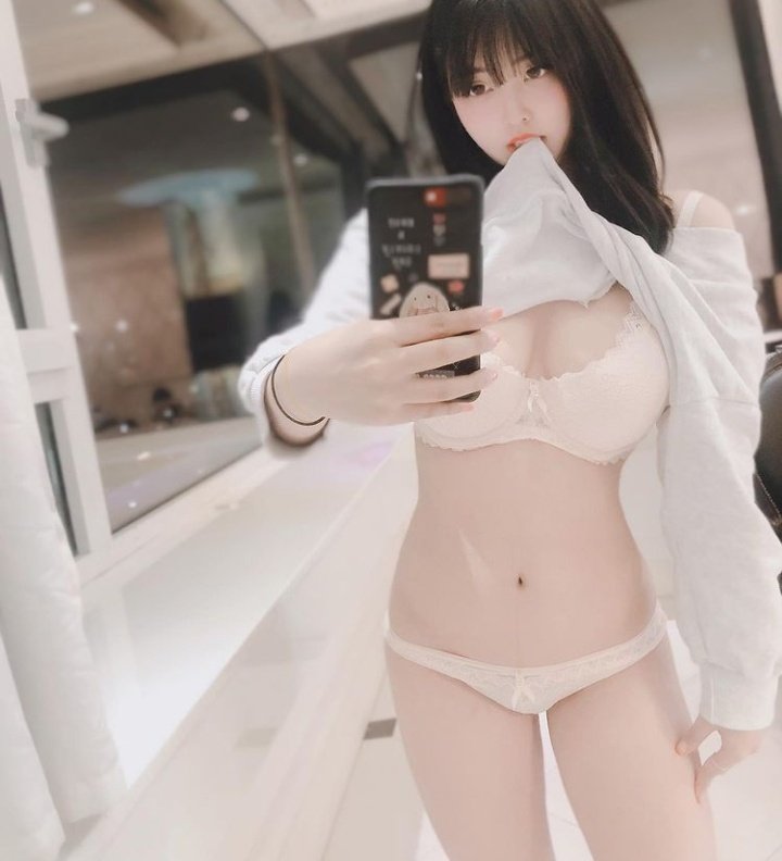 jqvca's tweet photo. #鸡巴套子 #反差婊 #肉便器 #吞精 #羞辱 #骚货 #婊子 #母猪 #校妓 #贱货 #公交车 #堕落 #校鸡 #性瘾  #辱骂 #反差  #变态 #投稿 #洗脑 #催眠 #反差 #文爱 #剧情 #媚黑 推特真的是个有趣的地方啊…当自己内心黑暗的一面被挖掘出来之后，突然发现自己这肥臀巨乳确实很适合做一头淫贱死妈母猪～骂死我吧！ https://t.co/RzU2L7wZk1
