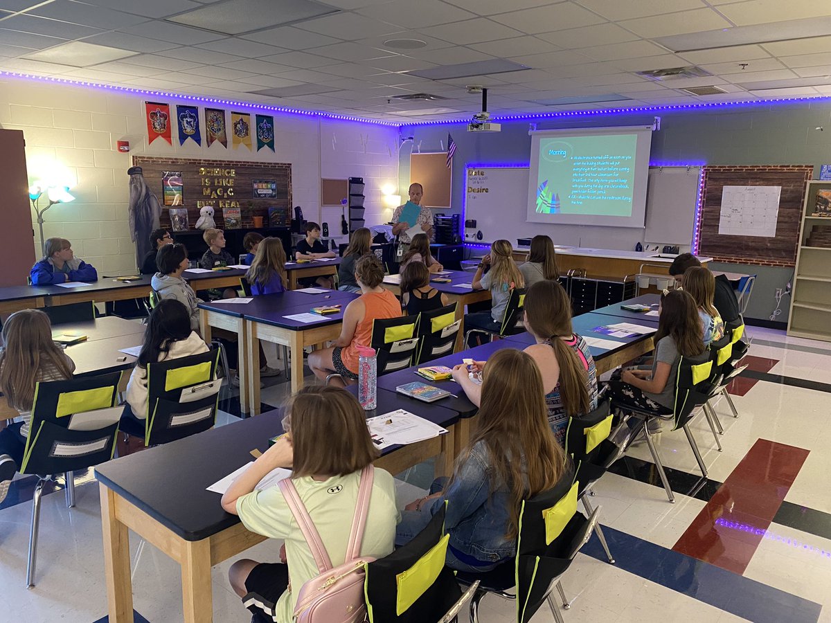 GVSouthMiddle's tweet photo. What’s even better than the first day with our staff??? The first day with staff and students! Welcome to our new 6th grade Eagles! https://t.co/HpsTuZuLqq