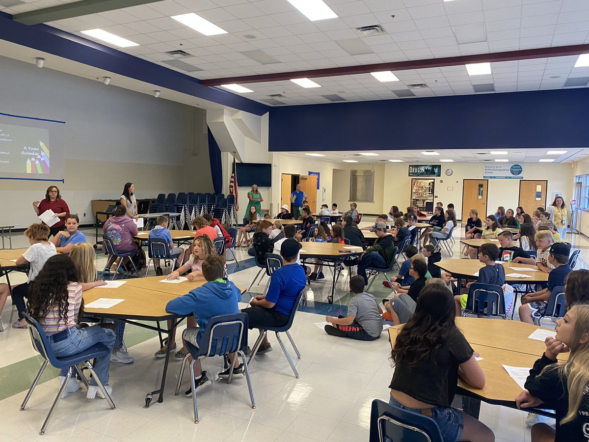 GVSouthMiddle's tweet photo. What’s even better than the first day with our staff??? The first day with staff and students! Welcome to our new 6th grade Eagles! https://t.co/HpsTuZuLqq