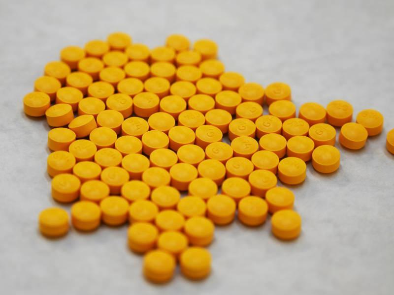 Le_NouvelObs's tweet photo. Près de 20 000 cachets de Fentanyl, un opiacé de synthèse très puissant, saisis à Dax https://t.co/90ME2mqARQ https://t.co/UBIqBaf3p1
