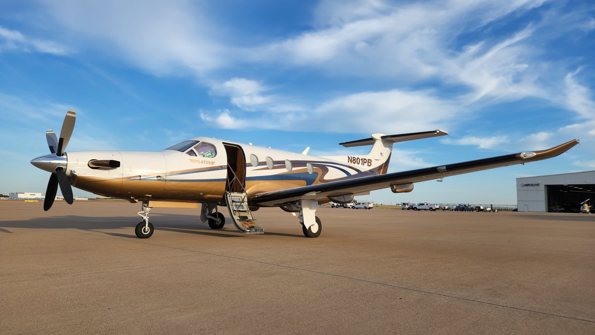 mtnlionaviation's tweet photo. Our PC12 catching some rays at Alliance Airport #BeautifulDayintheNeighborhood https://t.co/fgA4KNwwcb
