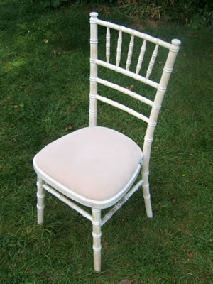 countymarquee's tweet photo. One of our classic, classy chairs great for a #wedding ceremony or #wedding reception. https://t.co/h7xpcNi4vw
