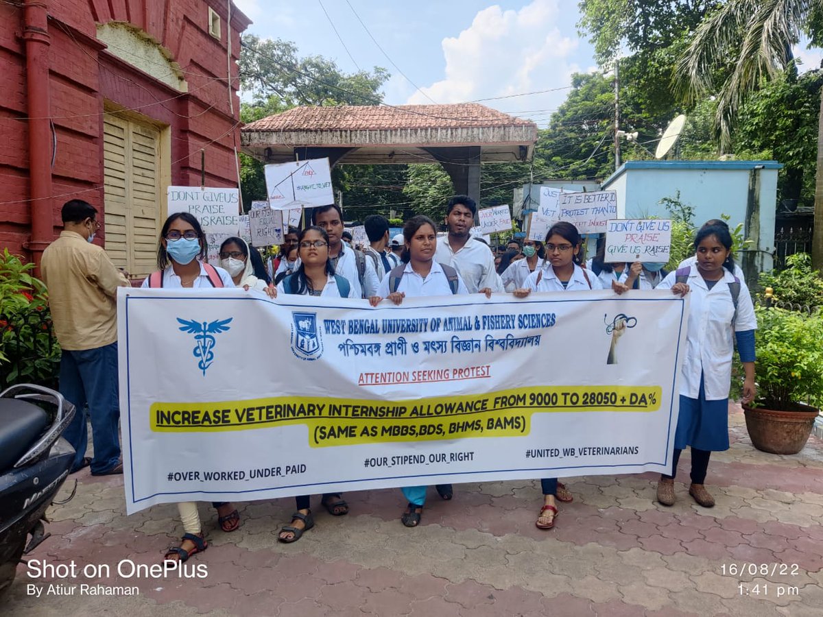 ForumBengal's tweet photo. The peace of the white coat
Now will bring revolution!

We demand to increase our internship stipend from 9000 to 28050 + DA% (same as MBBS, BDS, BHMS and BAMS)
@MamataOfficial
@abhishekaitc 
@SwapanDebnath98 
@MahuaMoitra https://t.co/5e5NwKL61Y