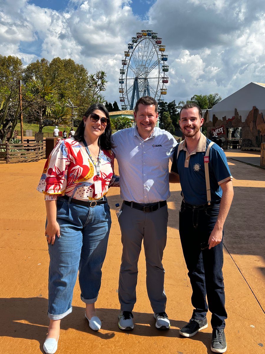 ScottFaisFun's tweet photo. Happy #NationalRollerCoasterDay from Brazil and @hopihari! #IAAPALovesCoasters https://t.co/Rw9cclTvXp