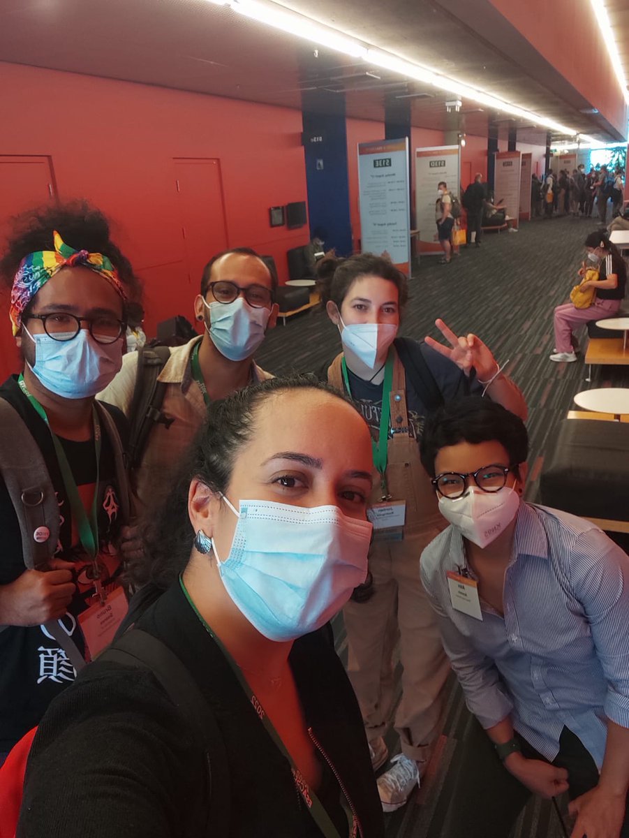 anacarol_lm's tweet photo. Our second day! 👌🤓
@BryoFight42 @gabrielnakamur4 @Bruno_E_Soares @ESA_org 

#ESA2022 #Montreal #ecology https://t.co/2ydY3yLMOw