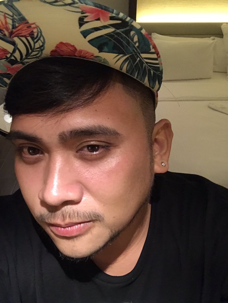 ichicoh02's tweet photo. Sleep na or party Hard pa?! https://t.co/VTVCn9zeG8