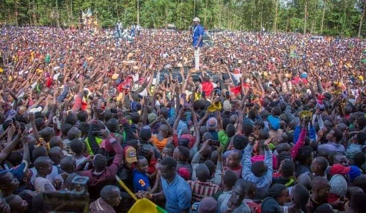 Robaa82's tweet photo. One Man Stood out..#DpRuto https://t.co/yrhjXMWr0J