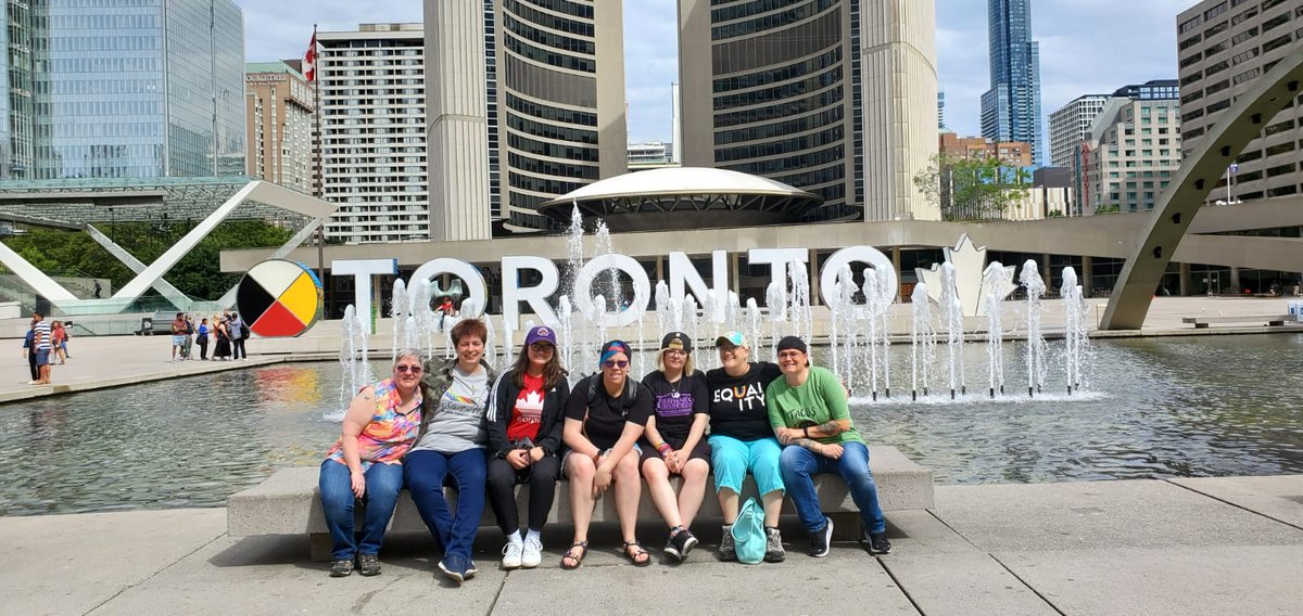 SuperGirlChy's tweet photo. Toronto was made special by...
#Ehcon22 #WynonnaEarp https://t.co/binfMbXkLe