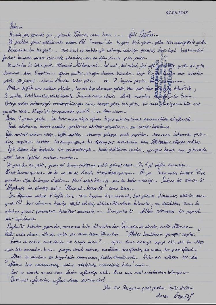 TutsakBebekler's tweet image. GEBZE

Bahar üç aylık bebekti annesiyle cezaevinde kalmaya başladığında, şimdi 4 yaşında. Anne Özge Elif Hendekçi bir avukat. Aralık 2017'den beri tutuklu. 
Annesinin kaleminden:"86 günlüktün güneşi çaldıklarında senden"

@Gulden_Sonmez

#Endpushbacks