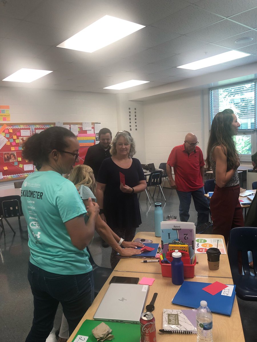 aacps_ib's tweet photo. What a great first day at New to #IB Teacher Orientation! Love working with these #LifelongLearners! #NTOK22 #AACPSAwesome https://t.co/wdYCqmAkuj