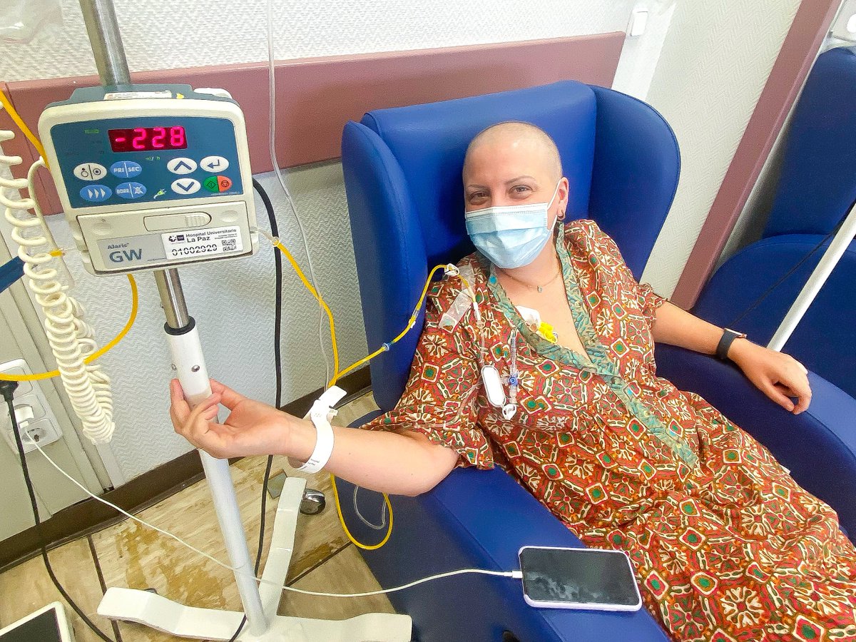 16-08-2022 Segundo Pembrolizumab. 

¡Ya tenemos los resultados del PET-TAC! 
¡La quimioterapia sigue funcionando!  💪🏻

Aunque quedan muchas lesiones tumorales, sobre todo en intestino e hígado, y 'alguna cosita más', ¡la mejora es clara! 

#FuckCáncer #YoMeCuro #Capaz 💛