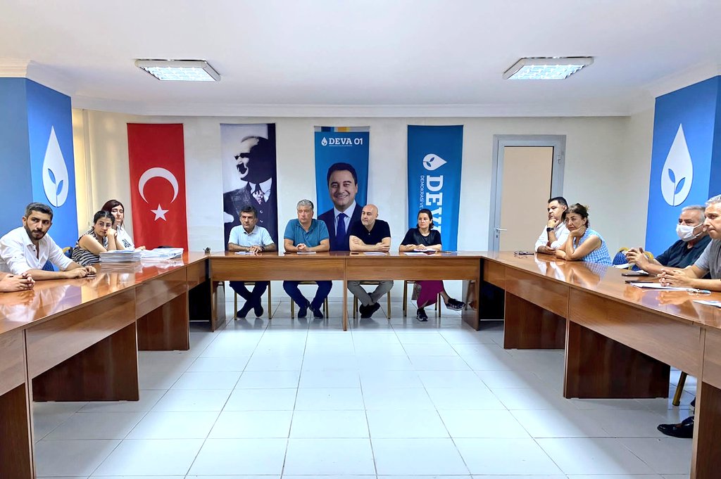 sadullahkisacik's tweet photo. Haftalık olağan İl yönetim kurulu toplantımızı gerçekleştirdik. https://t.co/gmqq0kmgcp