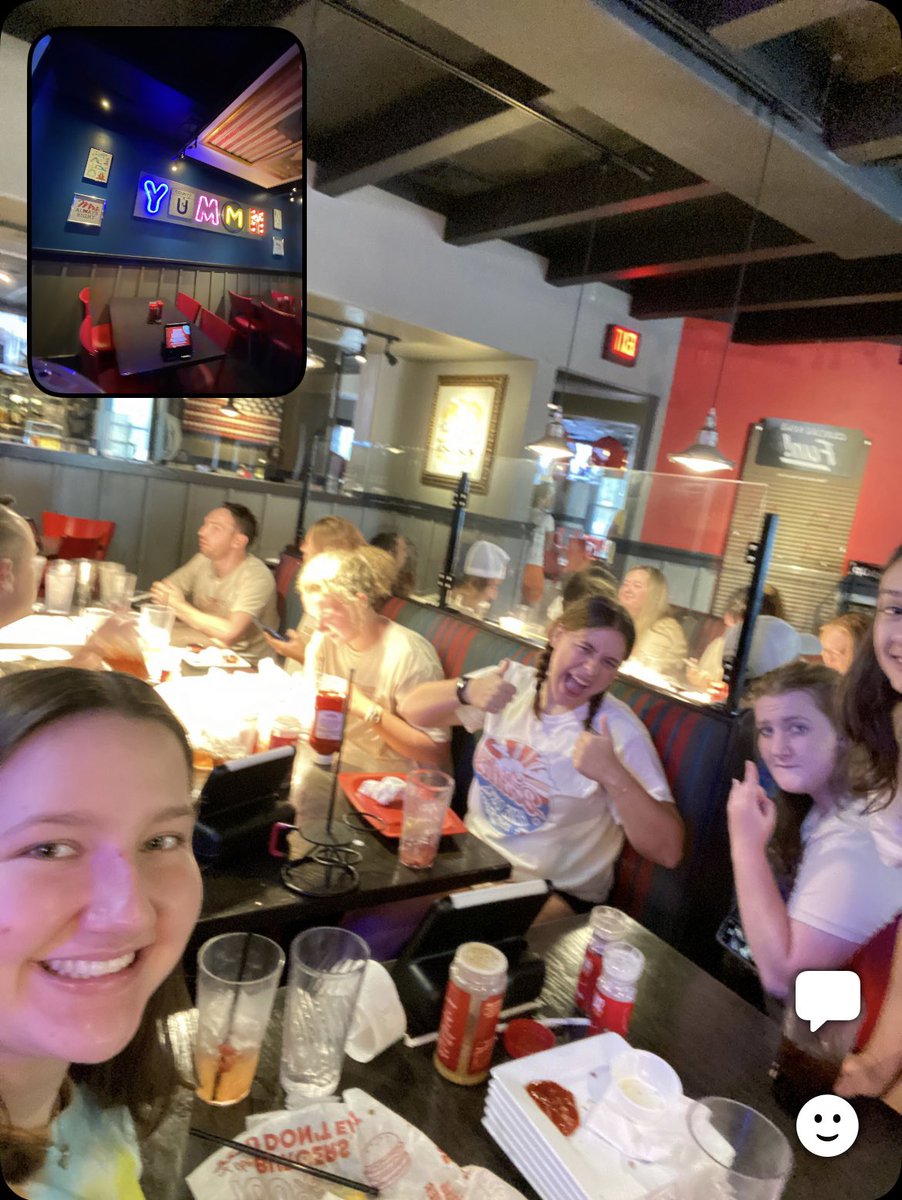 TexasWesley's tweet photo. pov: BeReal drops while you’re sitting in the Red Robin with the entire Leadership Team https://t.co/WJ7ksBTrFn