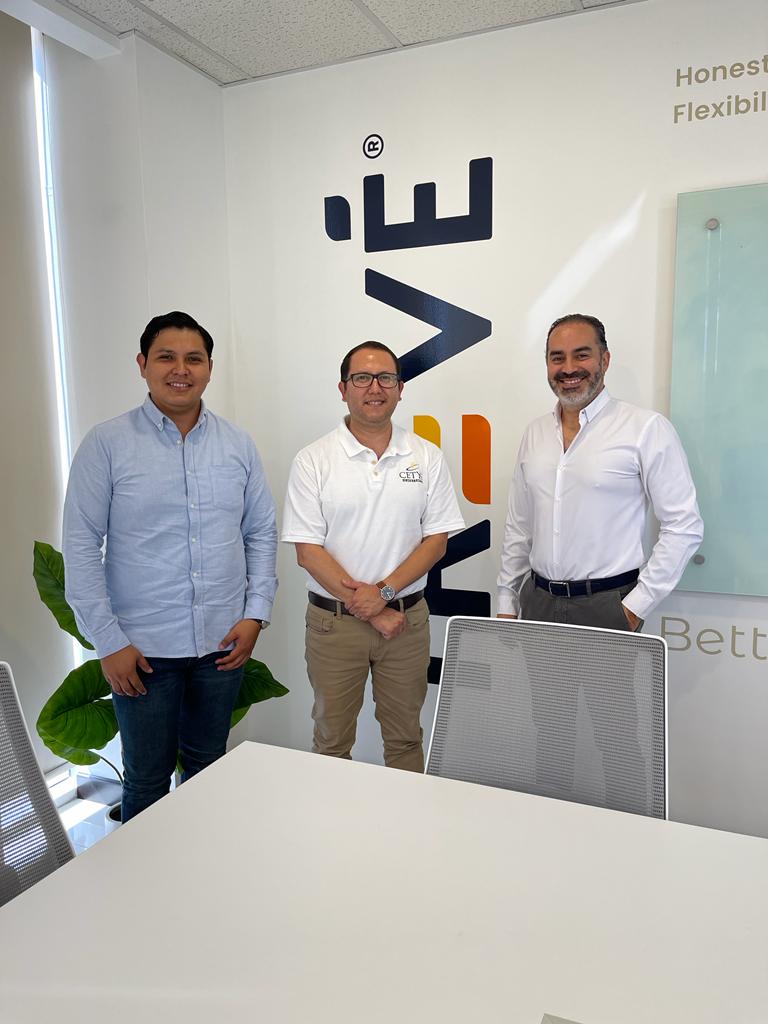 CarlosHigueraEs's tweet photo. Un gusto seguir trabajando con IdeaMX en proyectos que enriquecen el conocimiento e impulsan a las mentes jóvenes a continuar creando y proponiendo.
Próximamente mayor información en cuanto a esta vinculación entre Cetys Universidad e Idea MX
#Emprender #Liderazgo #IdeaMX https://t.co/HZ5tahxOGE