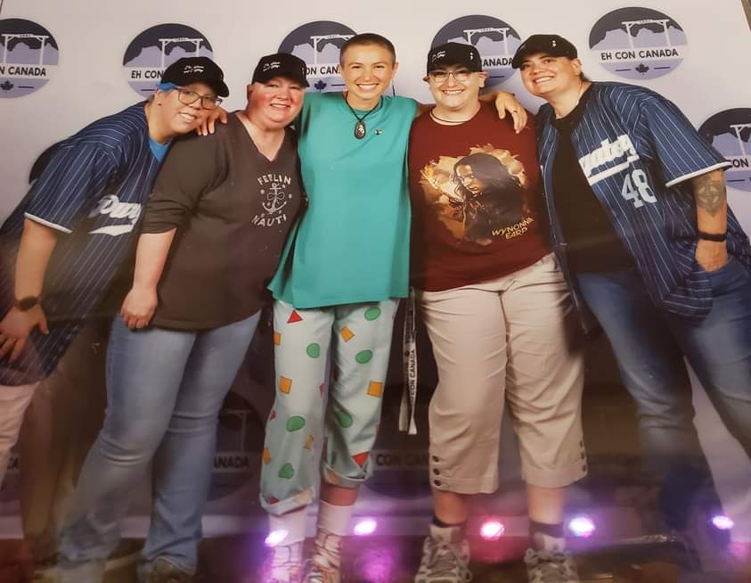 SuperGirlChy's tweet photo. Thank you this incredible group of people...
@emtothea for this family
@KatBarrell for showing up even when we would understand you can't
@MelanieScrofano for always telling us we don't have to be perfect
@DominiqueP_C for being your most authentic self
#Ehcon22 #WynonnaEarp https://t.co/odnQUnISop