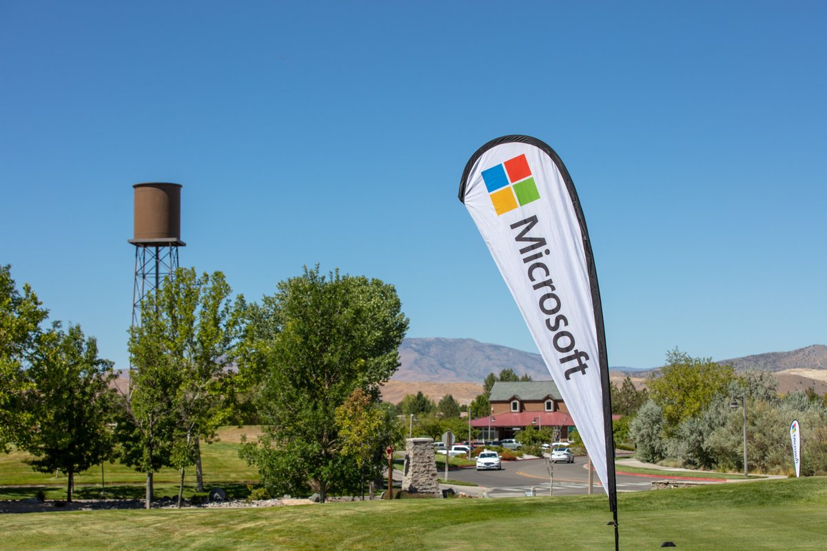 MicrosoftReno's tweet photo. Another amazing year supporting the @PositivePlace! Thank you to all of our sponsors, participants, and volunteers for your support of the 14th Annual Microsoft Charity Golf Tournament! #ForetheKids #MicrosoftReno #MicrosoftLife https://t.co/cy980W66Fw