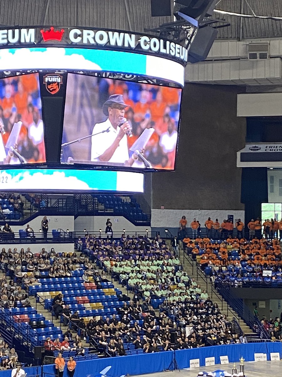 RMacInspires's tweet image. What a day! CCS is in the house!! #CCSONTHERISE #Convocation2022