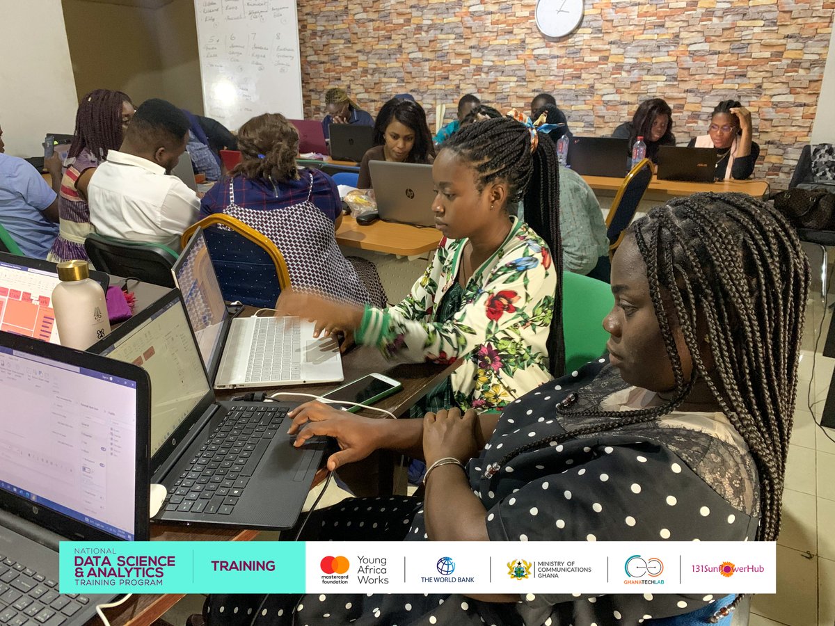 131SFH's tweet image. In the data visualization class today, trainees were taken through Data Analysis Expressions(DAX) queries for calculated columns in #PowerBI.
#datascienceandanalytics #DataScience #Analytics #datavisualization #DAX