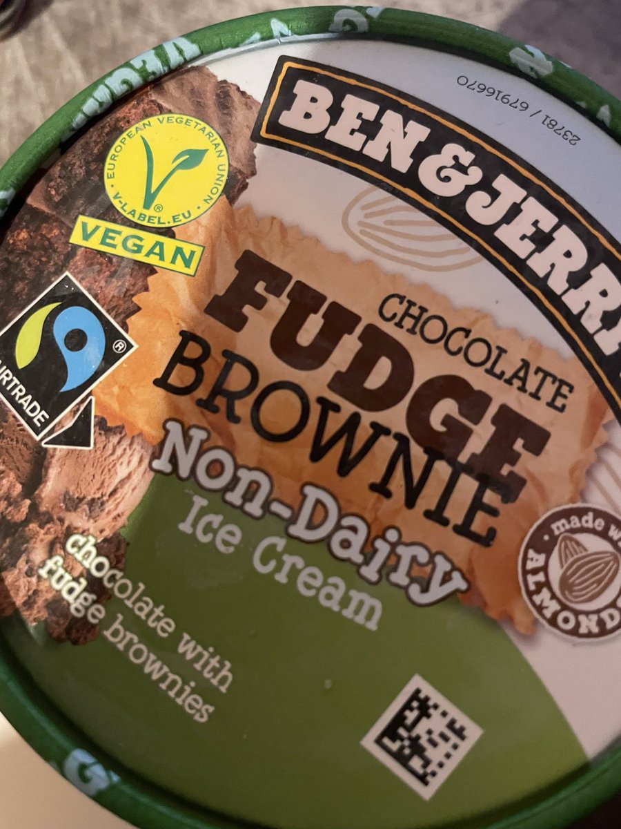KleinPump's tweet photo. Esst vegan ihr monkis #govegan https://t.co/uirFPhjNcN