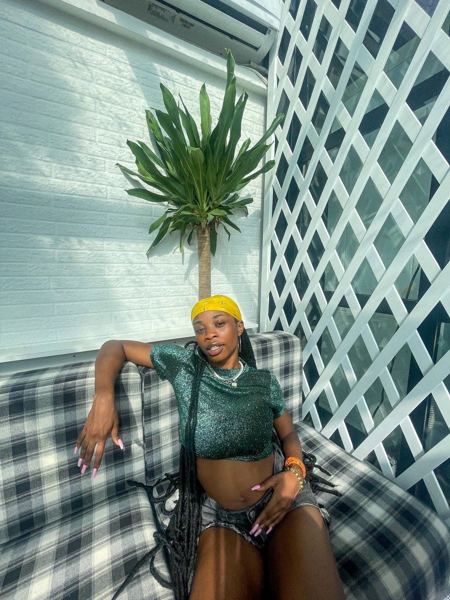 gyalbuky's tweet photo. neva posted these here soooo…🤌🏽 https://t.co/gvKNytbBXH