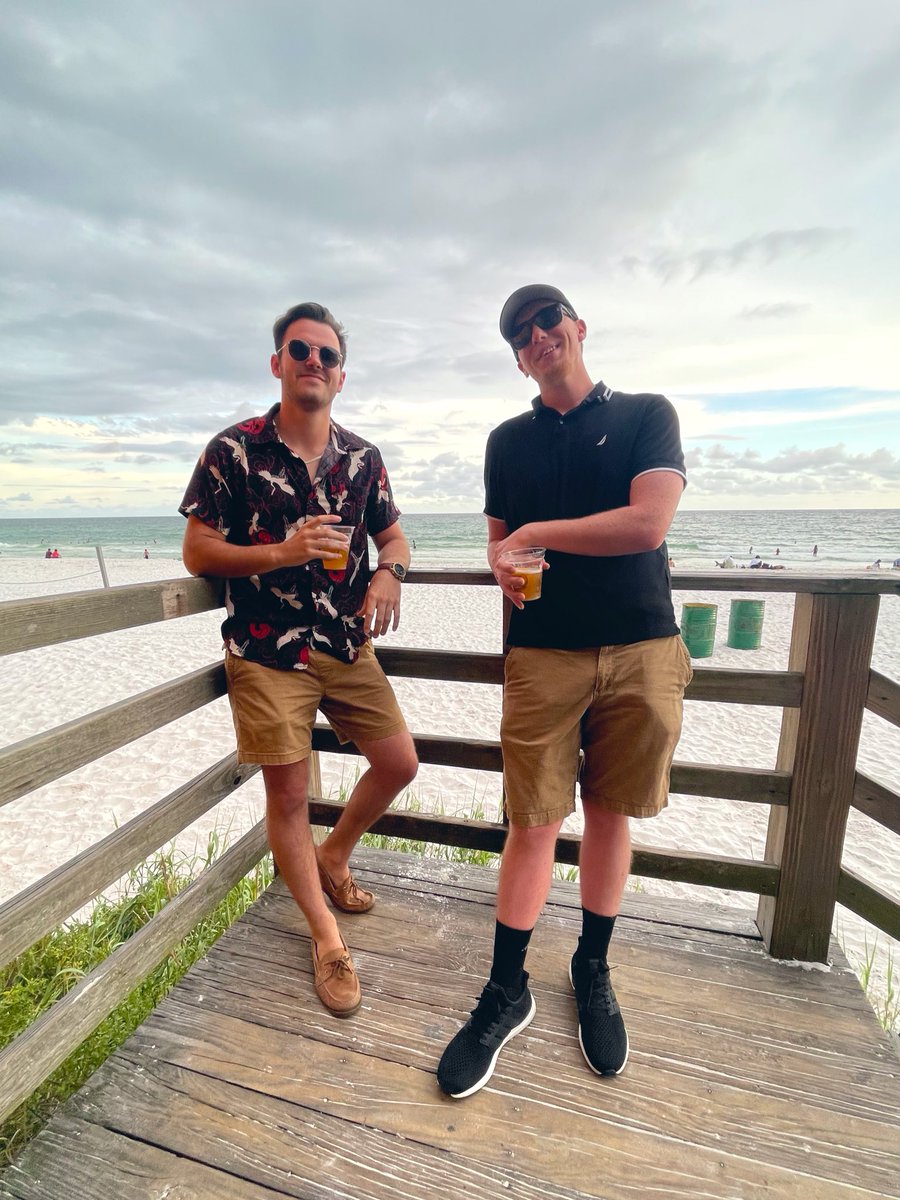 james_satter's tweet photo. Matt Murdock and Casper the friendly ghost go to the beach https://t.co/o0lX3UrVHY