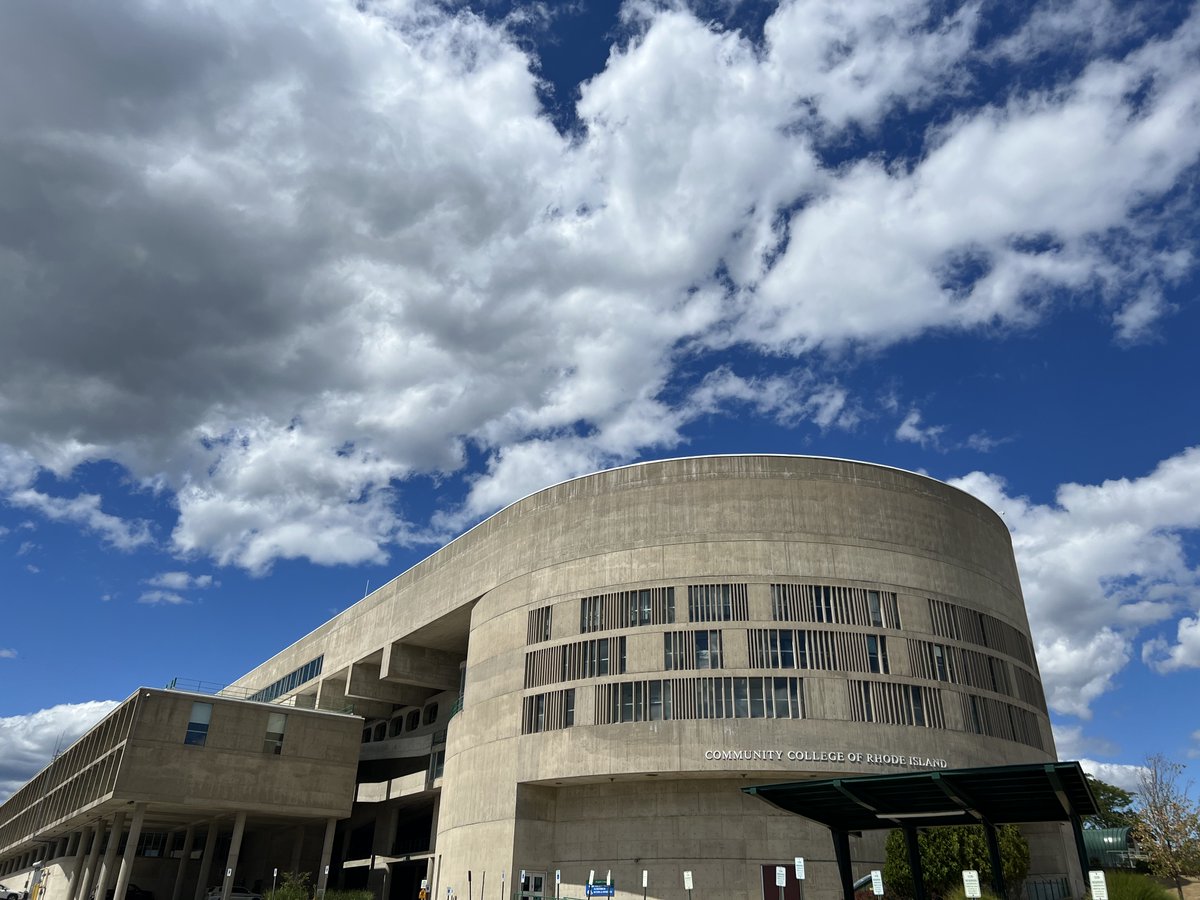 coe_industries's tweet photo. A photo of this building graces the cover of 'Community College,' but I had never seen it in person. Until this week. #brutal

https://t.co/6rGzJRbjgk https://t.co/YnvzMUgQc8
