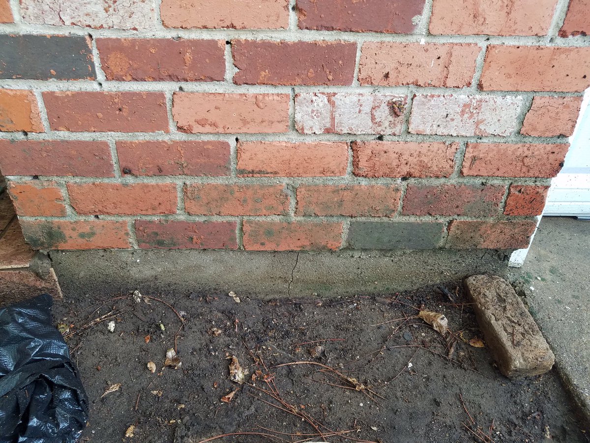 ShoweAuto's tweet image. Before &amp;amp; After
Dirt, mold, and nastiest builds up over time. Let me take care of that to instantly improve the curb appeal of your home! (214)429-9156 Call/Text for a free quote .