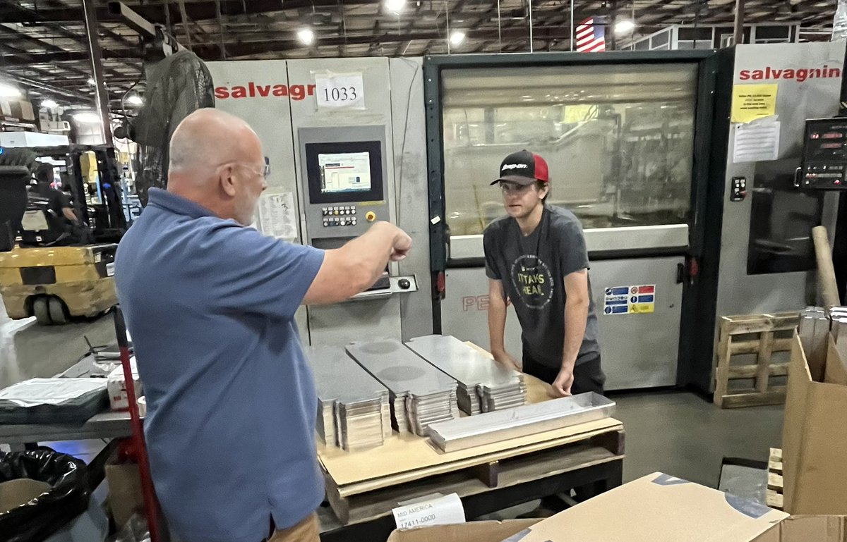 Great afternoon to be a Dragon! Mr. Post and I were able to visit some Work-Based Learning students &amp; NP grads today! NPHS and Estes Mfg &amp; Design continue to develop &amp; expand some great career and college-bound experiences for our students &amp; graduates! <a href="/Postoffice100/">David Post</a> <a href="/VoelzJames/">New Palestine High School</a>